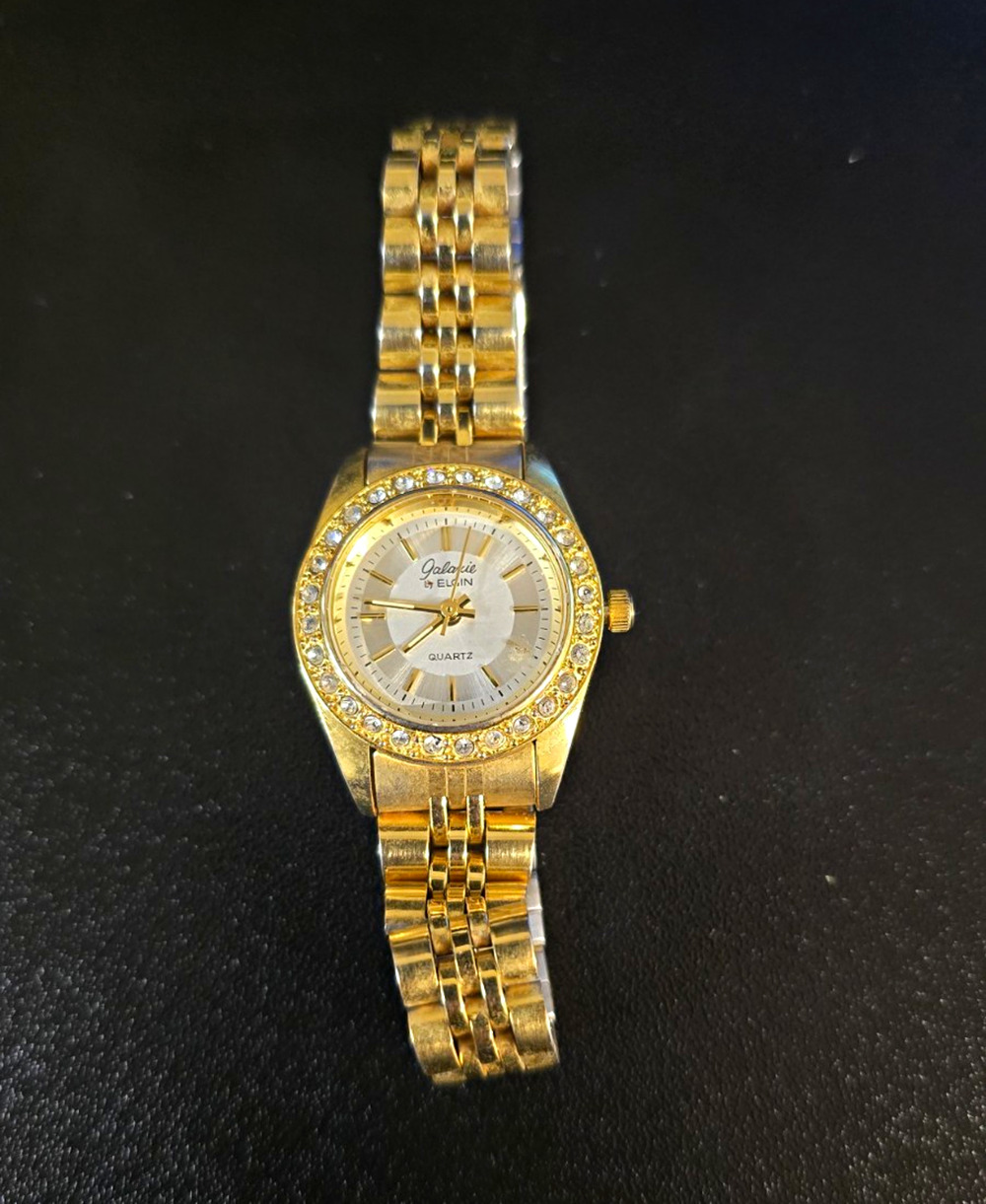 Elgin Galaxie Women's Quartz Dress Watch Gold Tone Bracelet Gem-Set Bezel